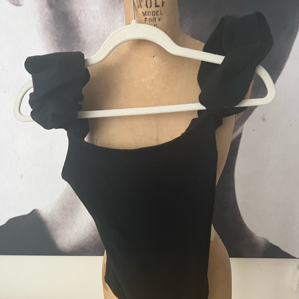 Express body suit
